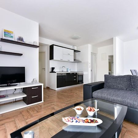 Apartments Villa Visnjik Zara Esterno foto