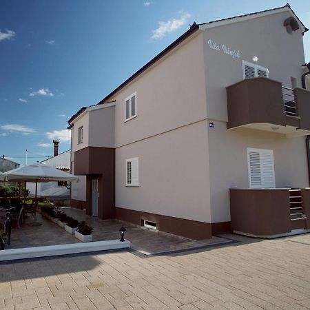 Apartments Villa Visnjik Zara Esterno foto