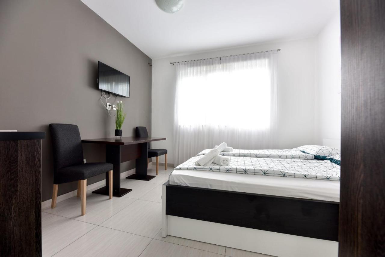 Apartments Villa Visnjik Zara Esterno foto